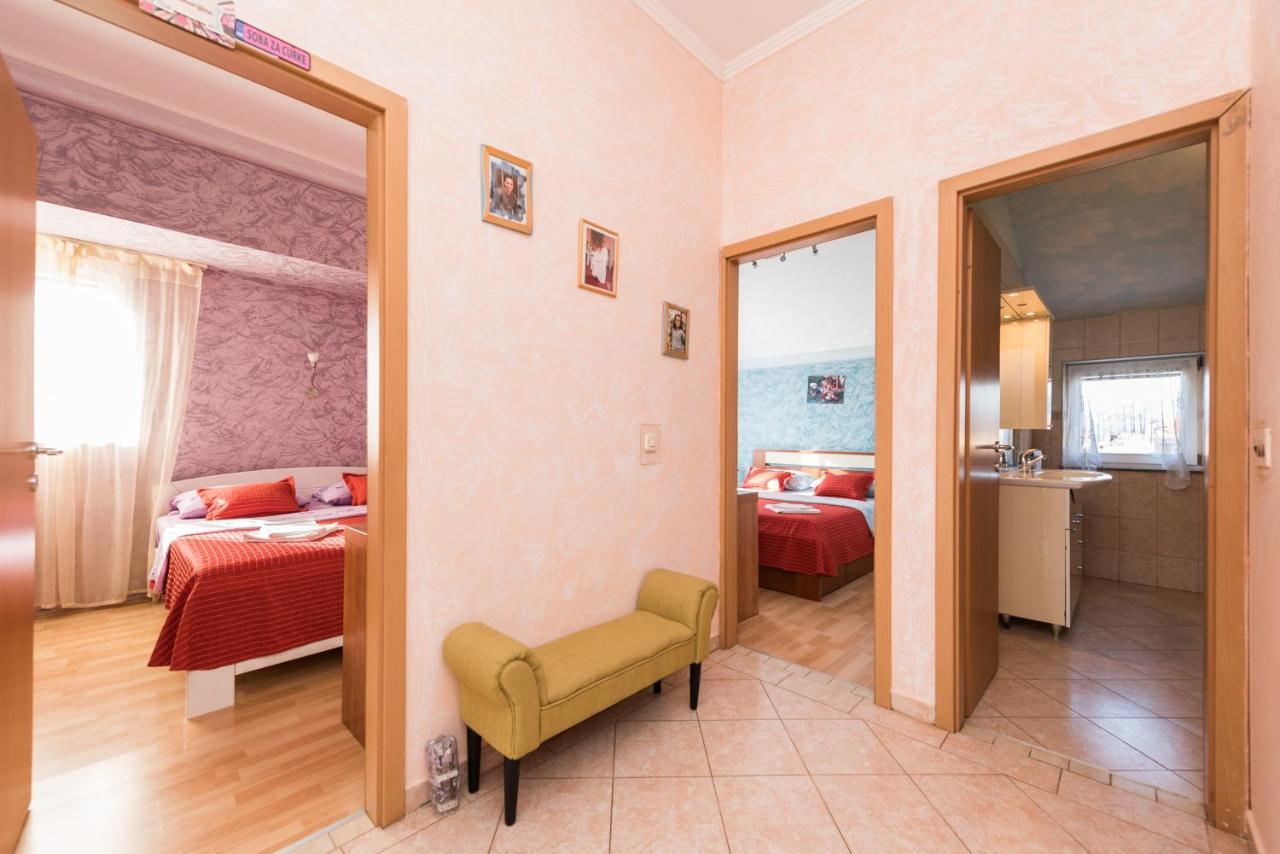 Apartmants Ivana & Toni Privlaka  Buitenkant foto